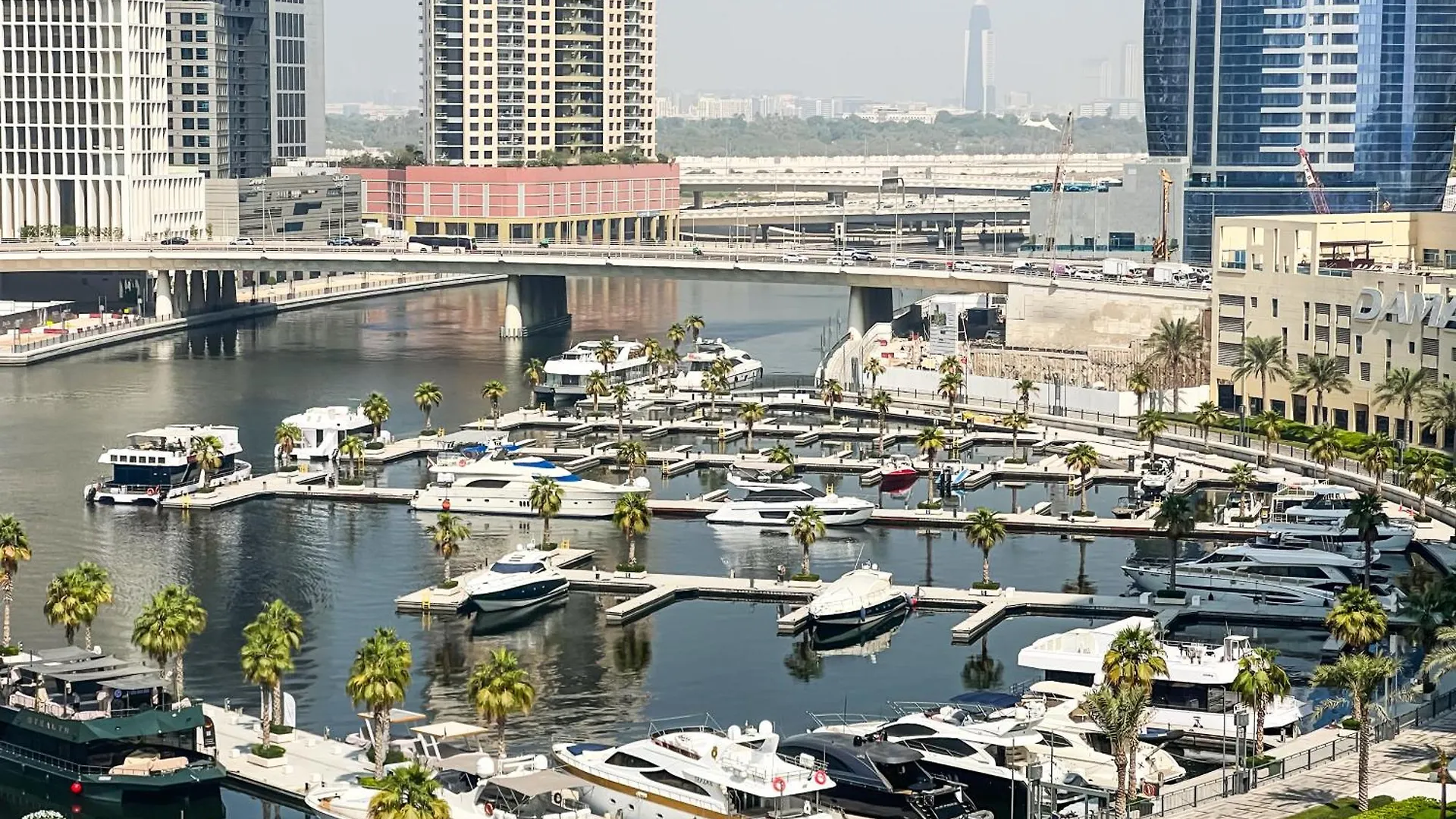 Apartment Chic 1-Bedroom With Epic Burj Khalifa Views Dubai