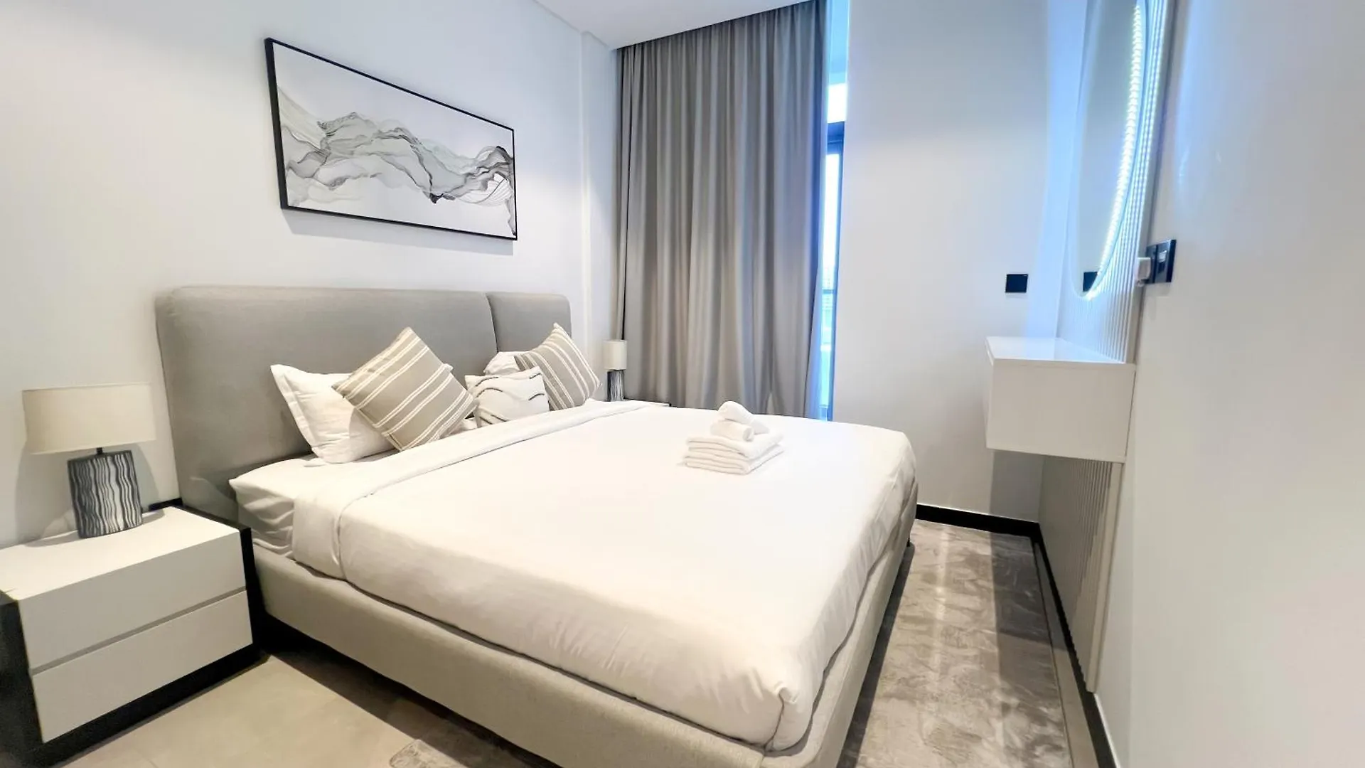 Chic 1-Bedroom With Epic Burj Khalifa Views Dubai 0*,